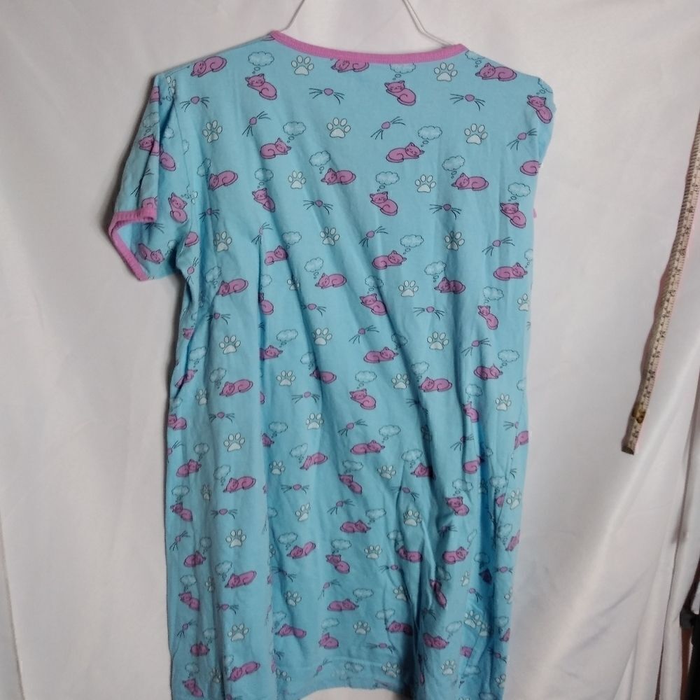 Nighty House night shirt - Picture 2 of 6
